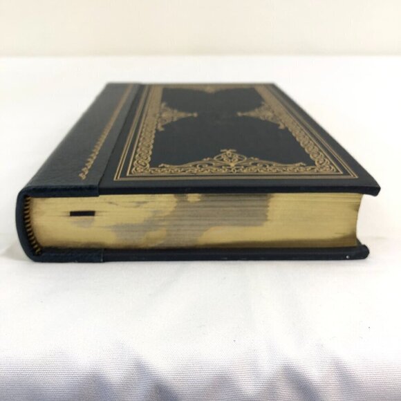 The Franklin Library Robinson Crusoe Novel By Daniel Defoe - Picture 8 of 8